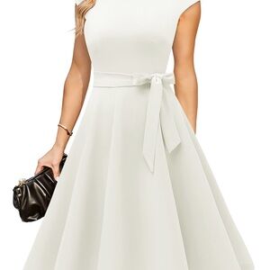 Elegant White Sleeveless Dress
